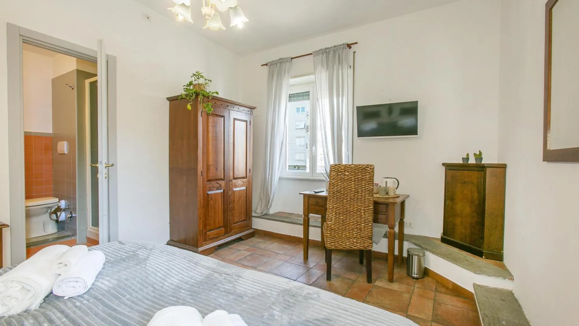 Bb Trastevere Station - Room1 Rom 0*,  Italien